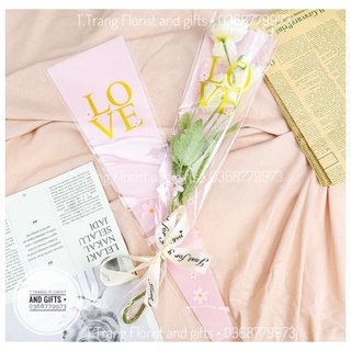 Túi bọc hoa 1 bông chữ LOVE nhiều màu