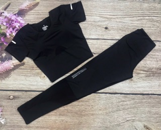 Bộ tập croptop lưới tam giác quần dài lưới sau có sẵn mút tập gym yoga nữ