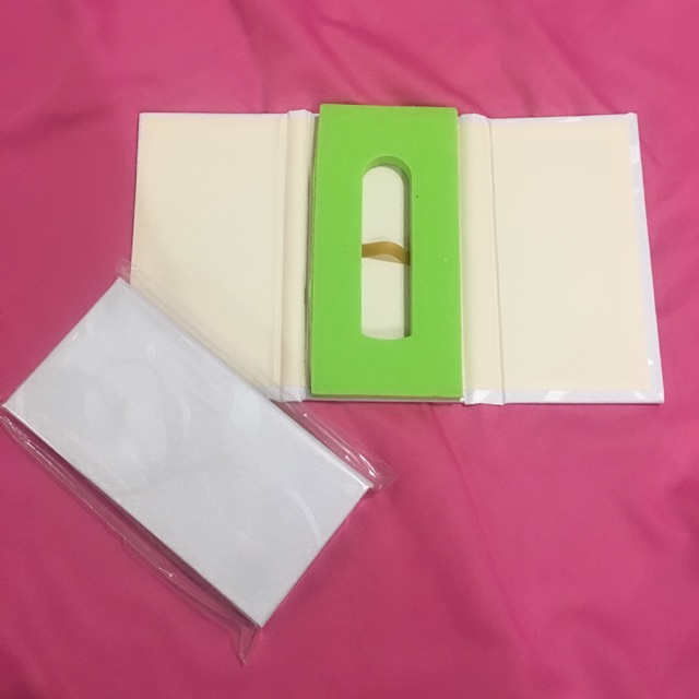 Hộp đựng USB