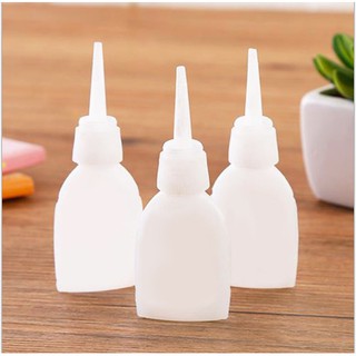 Keo 502 Tiện Dụng Đa Năng Cho Gia Đình dạng nhỏ tiện lợi
