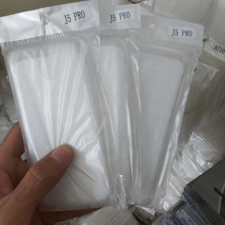 Bộ 3 chiếc ốp lưng cho galaxy j5 pro silicon trong suốt siêu mỏng(loại tốt)