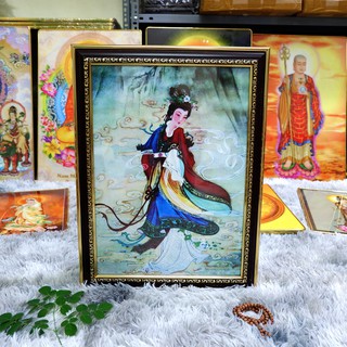 Tranh bà cô tổ (bà tổ cô) bằng vải phủ bóng khung composite bền đẹp