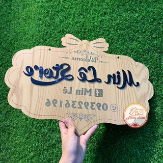 Bảng hiệu treo ngược để live