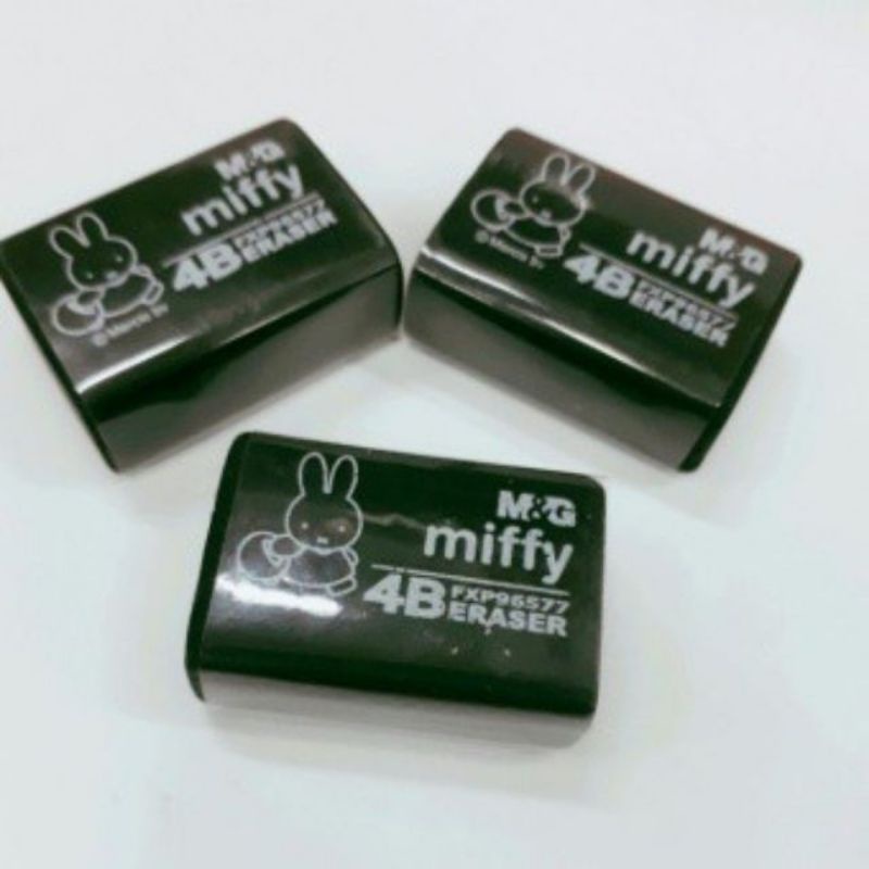 3 cục gôm đen MG