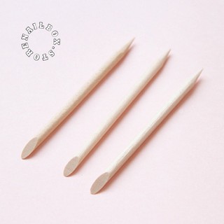 2 Que gỗ làm móng, chấm khoé móng