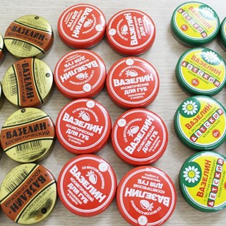 Sáp hỗ trợ ngăn ngừa giảm nẻ da Vaseline Nga