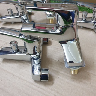 (GIÁ XƯỞNG)Bộ sen+vòi nóng lạnh HATASUKA đồng mạ cao cấp.
