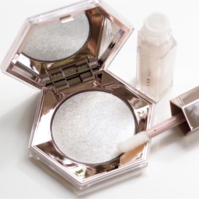 Phấn highlight Fenty - Diamond bomb