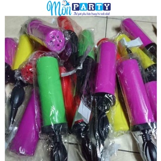 Bơm bóng cầm tay