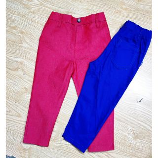 Quần kaki bé trai gái điều mặc được