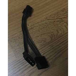 Cáp chuyển 6 pin vga