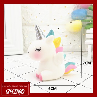 Đồ chơi hình Unicorn béo trang trí bánh