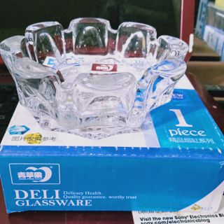 Gạt tàn thủy tinh DELI màu đỏ và màu trắng