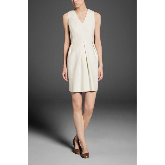 Đầm Massimo Dutti cổ V