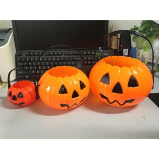 Giỏ Bí Ngô xin kẹo cho bé trang trí tiêc Halloween Có đèn