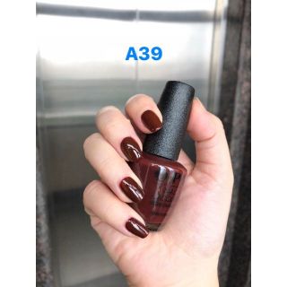 SALE 40% - sơn móng tay OPI (NLA39)