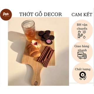 Thớt gỗ decor nhà bếp có tay tầm, đựng đồ ăn, phụ kiện chụp ảnh an toàn sức khỏe dễ chùi rửa - Peehomedecor