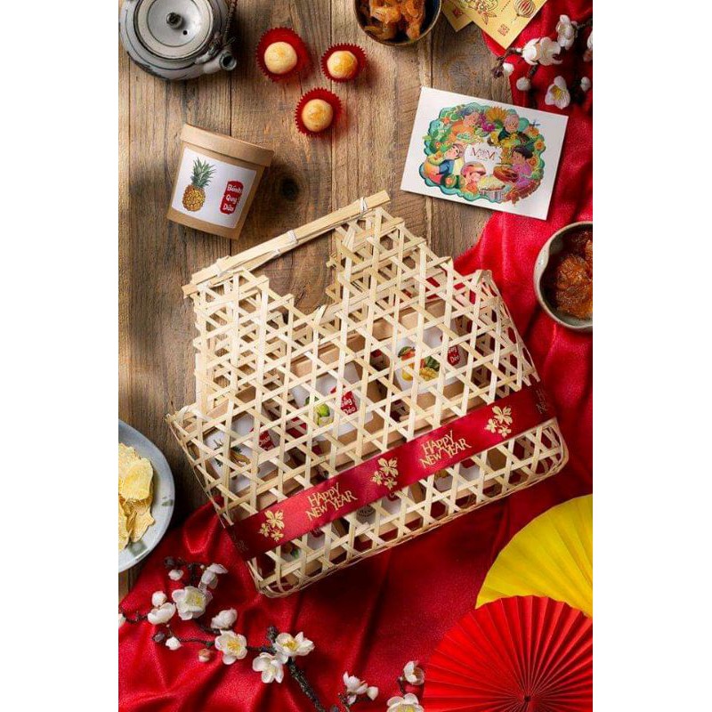 Giỏ tre đựng quà tết