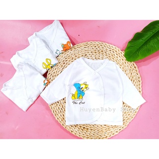 Áo sơ sinh dài tay cotton cao cấp khuy chéo màu trắng in hình dễ thương cho bé. Áo sơ sinh cài chéo cho bé trai bé gái