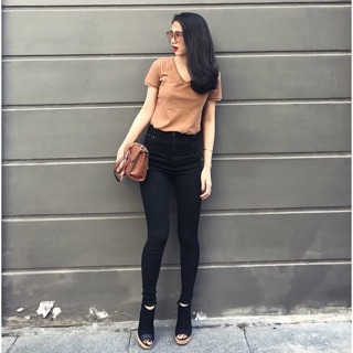 Quần jean BigSize đen tuyền co dãn mạnh, lưng cao đủ size