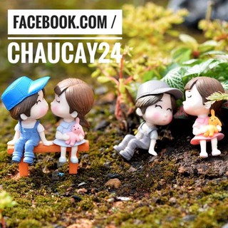 Phụ kiện tiểu cảnh mini cặp đôi ngồi ghế trang trí terrarium, sen đá, charm slime
