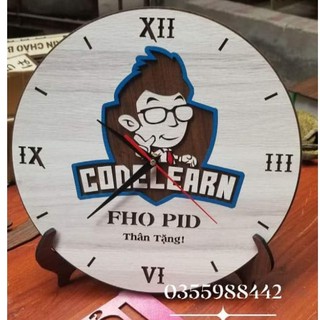 [ Quà Tặng ] Đồng Hồ Để Bàn Bằng Gỗ Khắc Logo Quà Tặng Sếp 30x30cm