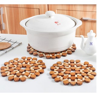 ( deal 10k ) Miếng Lót Nồi Cách Nhiệt Bằng Gỗ Tre CHỮ THẬP ĐAN CHỈ