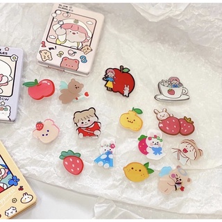 PIN/huy hiệu ghim cài áo nhựa dễ thương (random)