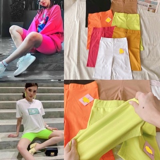 Quần legging co giãn lững trên gối
