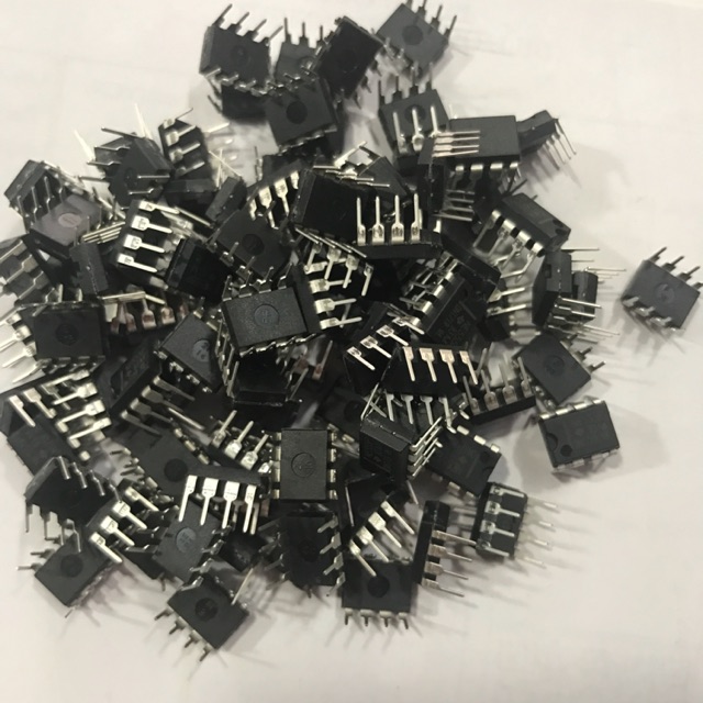 5 con IC NE 555