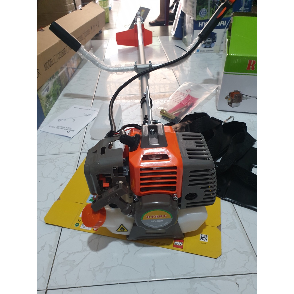 MÁY CẮT CỎ RYOBY 330