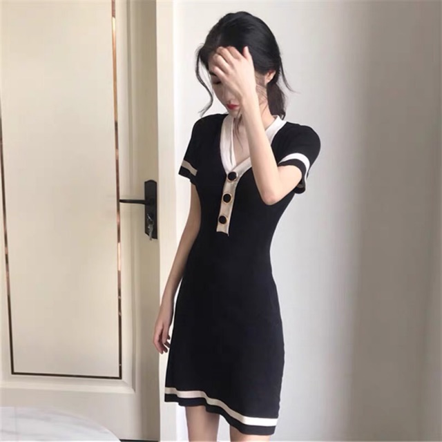 Đầm len nút kiểu