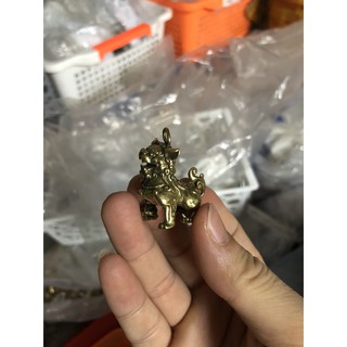 Móc khóa đồng trang trí