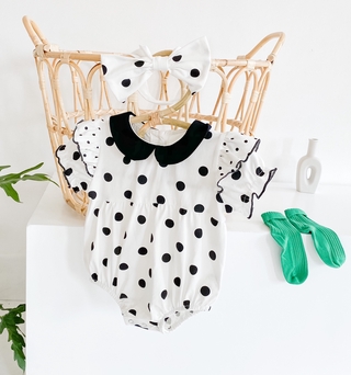 Set Áo Liền Quần Tay Ngắn + Băng Đô Cài Tóc Hoạ Tiết Chấm Bi Cho Bé Gái