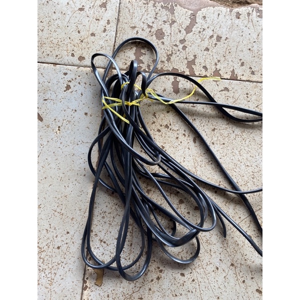 Dây viền cốp xe 1m đen