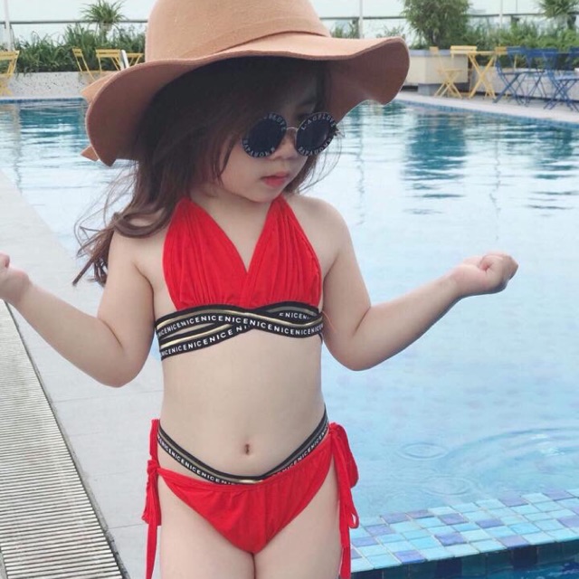 Bikini cho bé