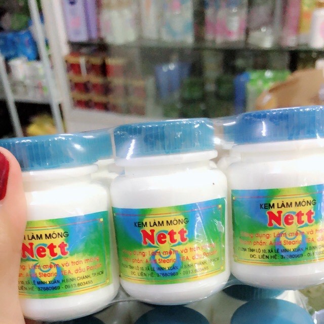 Kem làm mềm móng