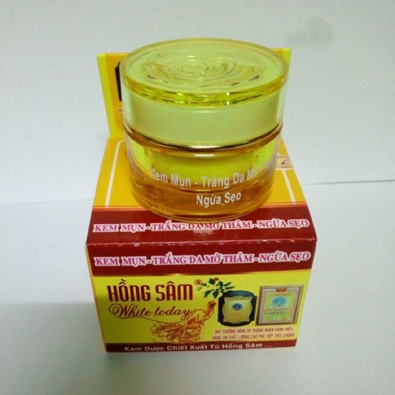 kem hồng sâm mụn thâm