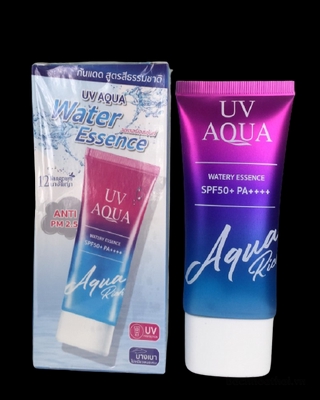 Kem chốnǥ nắng UV AQUA WATER ESSENCE SPF5O + PA ++++ ThaiLand
