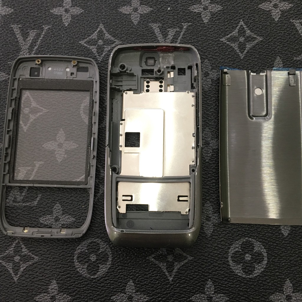 Vỏ nokia E66