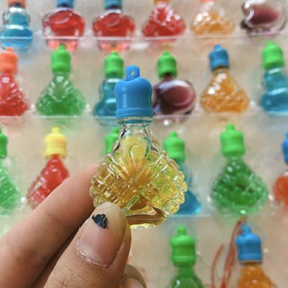 Vỉ 30 lọ nước thơm dùng trang trí kèm dây buộc( sỉ đồ trẻ em)
