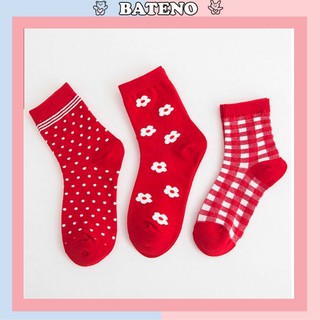 Set 3 đôi Vớ cổ cao Bateno dày dặn Happy New Year sắc đỏ rực rỡ TN111