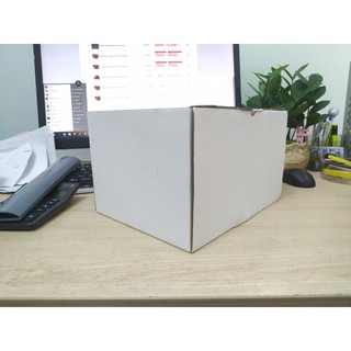 LZ - 1 Hộp Carton Trắng Thùng carton đựng giày ( Hộp Nắp Gài )