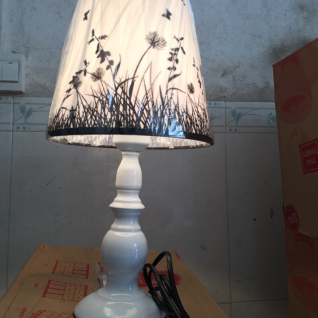 đèn ngủ để bàn