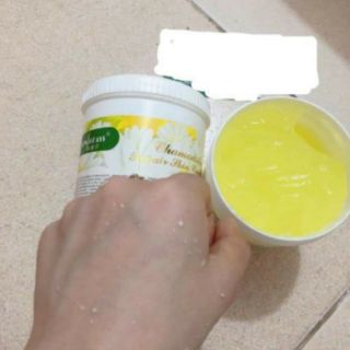 Kem tẩy da chết hoa cúc dành cho Spa