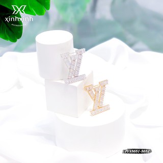 Tag cài áo chữ thời trang đá nhân tạo - Xinh Xinh Accessories