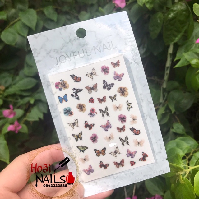 Sticker bướm trắng