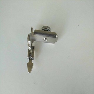 chân vịt nhọn tra dây kéo giọt nước máy gia đình