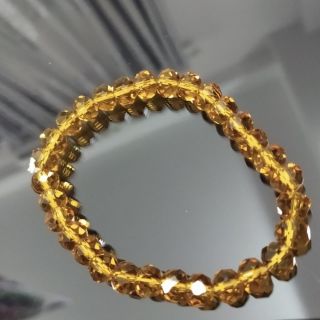 Chuỗi đeo tay pha lê màu vàng siêu đẹp hàng cầm nặng tay