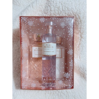 Pure Wonder Bộ sản phẩm Giftset Nến - Gel Tắm - Dưỡng Thể Lotion - Xịt thơm toàn thân hương nước hoa Bath &amp; Body Works